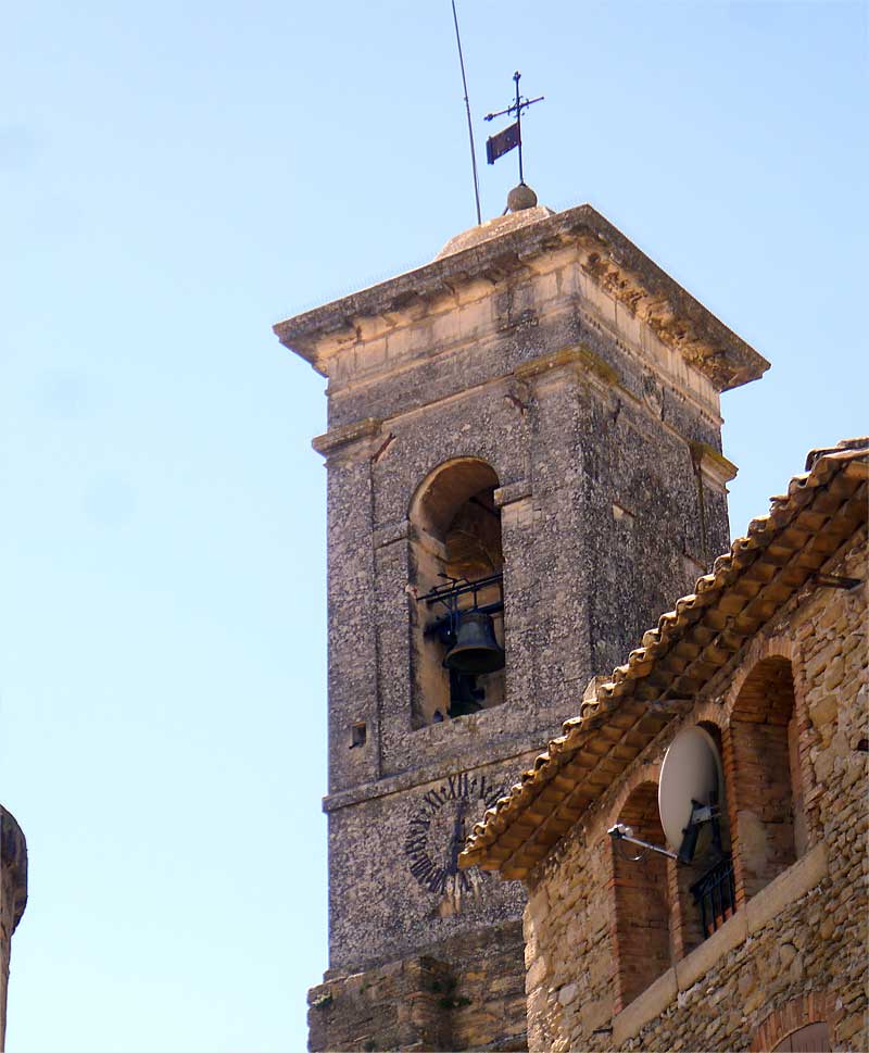 シャトーヌフ・デュ・パプの教会の鐘